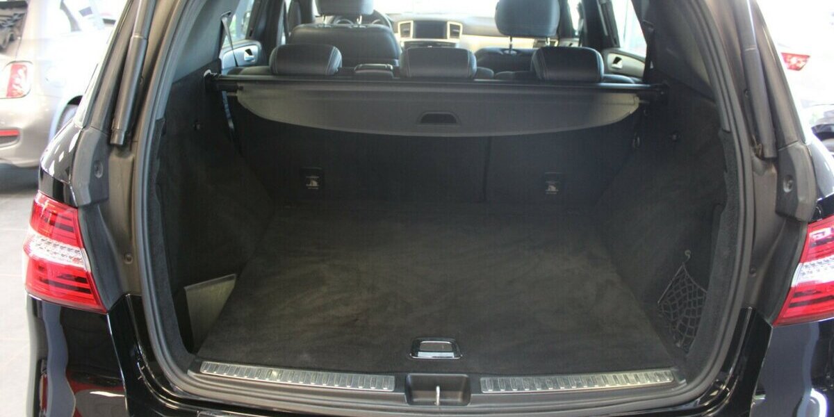 Mercedes-Benz ML 350 BlueTec 4MATIC 7G-TRONIC 130.815 km 19.980 &euro; Euskirchen 53881