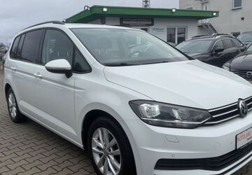 VW Touran 136.000 km 15.900 &euro; Rheinbach 53359