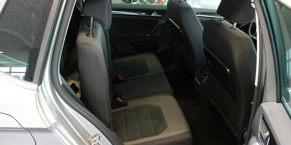 VW Golf Sportsvan 1.4 TSI DSG Comfortline 98.770 km 11.980 &euro; Euskirchen 53881