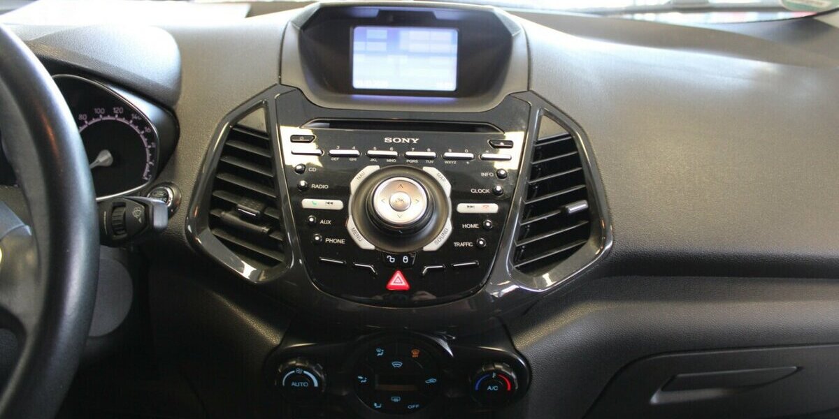 Ford EcoSport 1.5 Ti-VCT Aut. TITANIUM 76.325 km 11.980 &euro; Euskirchen 53881