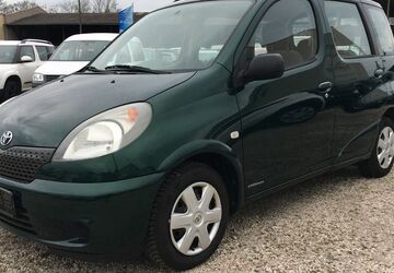 Toyota Yaris 270.000 km 2.999 &euro; Bonn 53227