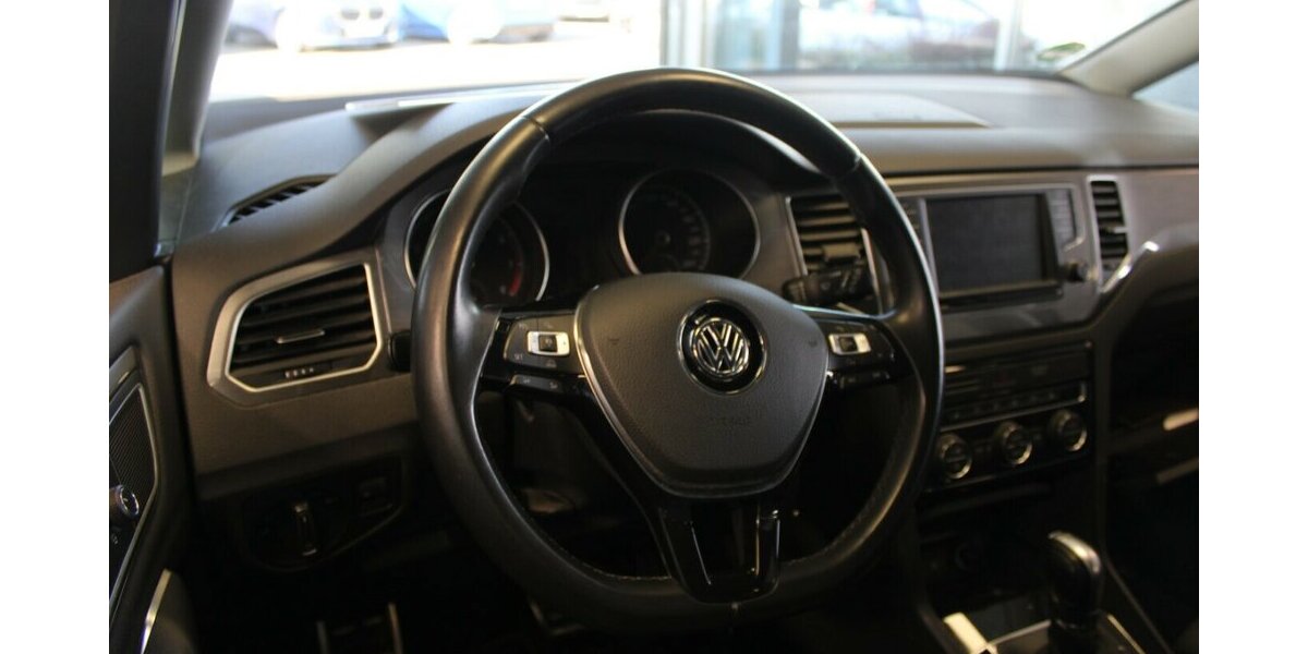 VW Golf Sportsvan 1.4 TSI DSG Comfortline 98.770 km 11.980 &euro; Euskirchen 53881