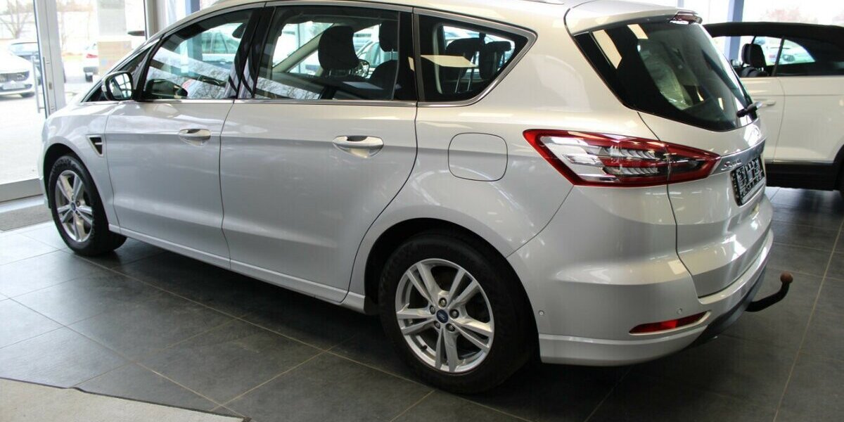 Ford S-Max 2.5 Duratec FHEV TITANIUM -AHK - 97.950 km 22.980 &euro; Euskirchen 53881