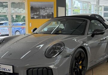 Porsche 992 6.000 km 359.999 &euro; Kerpen 50171
