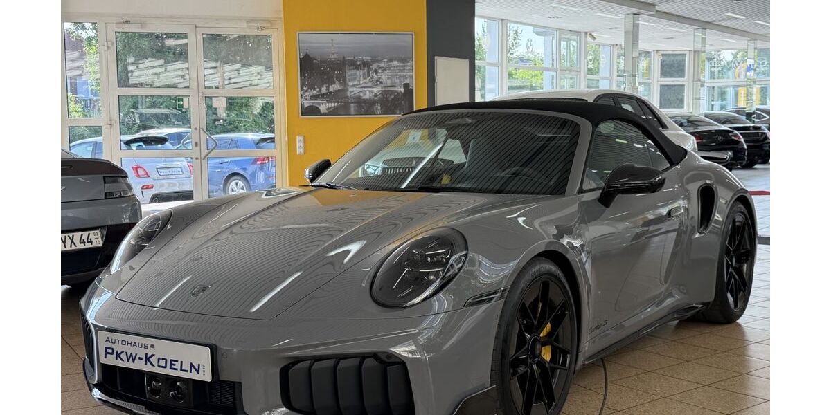 Porsche 992 6.000 km 359.999 &euro; Kerpen 50171