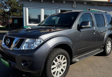 Nissan Pathfinder 189.500 km 12.990 &euro; Frechen 50226