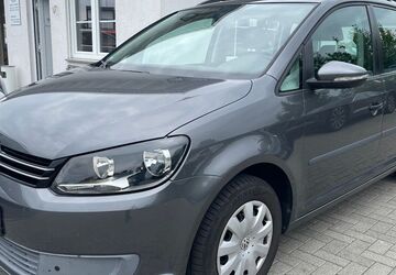 VW Touran 170.956 km 4.599 &euro; Rheinbach 53359