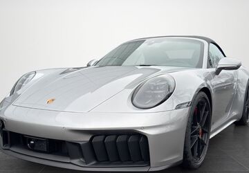 Porsche 992 8.000 km 198.911 &euro; Bonn 53119