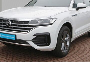 VW Touareg 35.153 km 41.750 &euro; Meckenheim / Bonn 53340