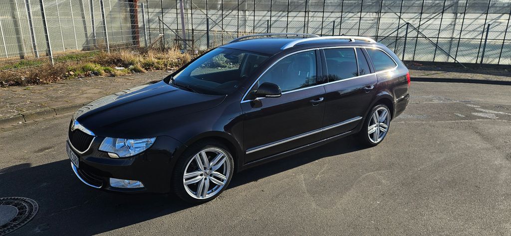 Skoda Superb 147.000 km 11.500 &euro; Bonn 53123