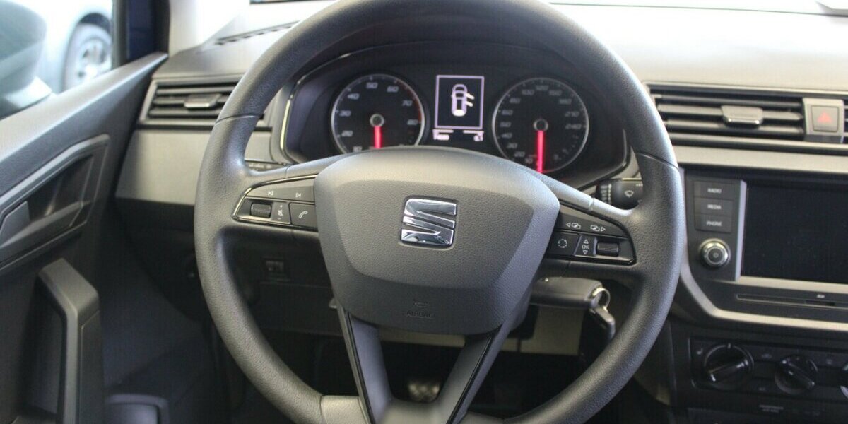 Seat Arona 1.0 TSI Reference 74.670 km 11.980 &euro; Euskirchen 53881