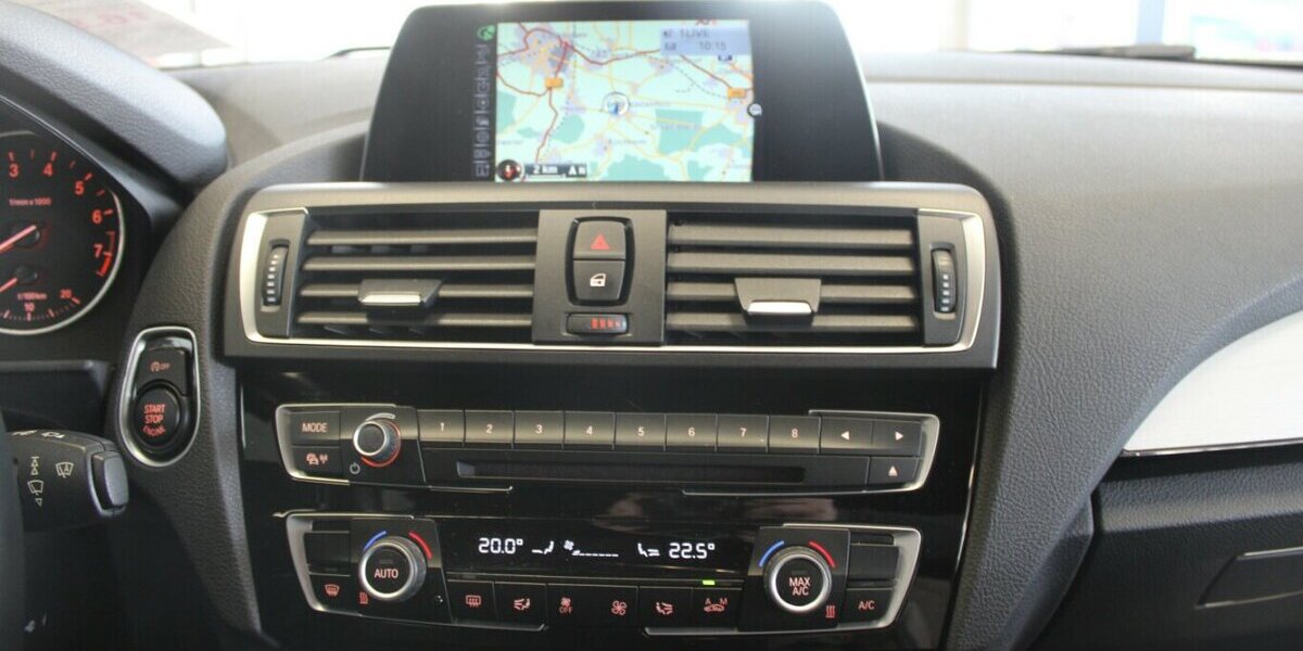 BMW 120 120i Urban line 48.887 km 16.980 &euro; Euskirchen 53881