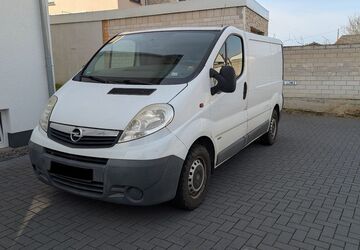 Opel Vivaro 277.000 km 5.499 &euro; Alfter 53347