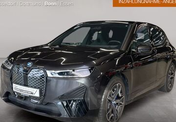 BMW iX 59.990 km 55.899 &euro; Bonn 53119