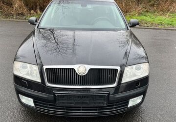 Skoda Octavia 249.999 km 2.950 &euro; Kall 53925