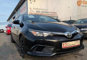 Toyota Auris 75.500 km 11.499 &euro; Rheinbach 53359