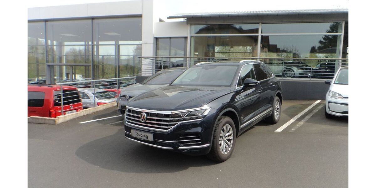 VW Touareg 207.200 km 29.981 &euro; Königswinter 53639