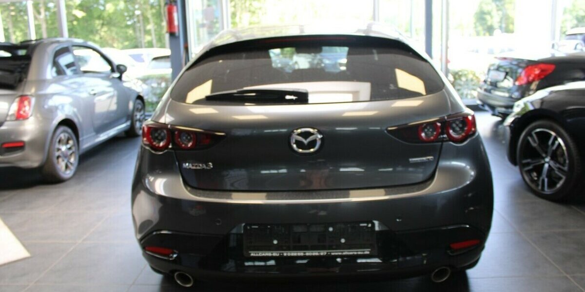 Mazda 3 SKYACTIVE-X M-Hybrid Drive 79.998 km 16.980 &euro; Euskirchen 53881