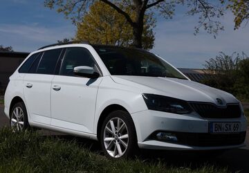 Skoda Fabia 134.000 km 9.500 &euro; Bonn 53121