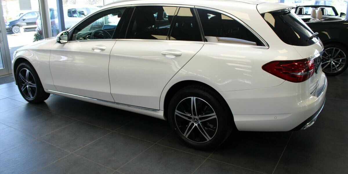 Mercedes-Benz C 220 d T 9G-TRONIC Avantgarde 78.493 km 23.980 &euro; Euskirchen 53881