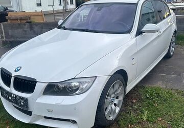 BMW 330 263.222 km 4.340 &euro; Euskirchen 53879