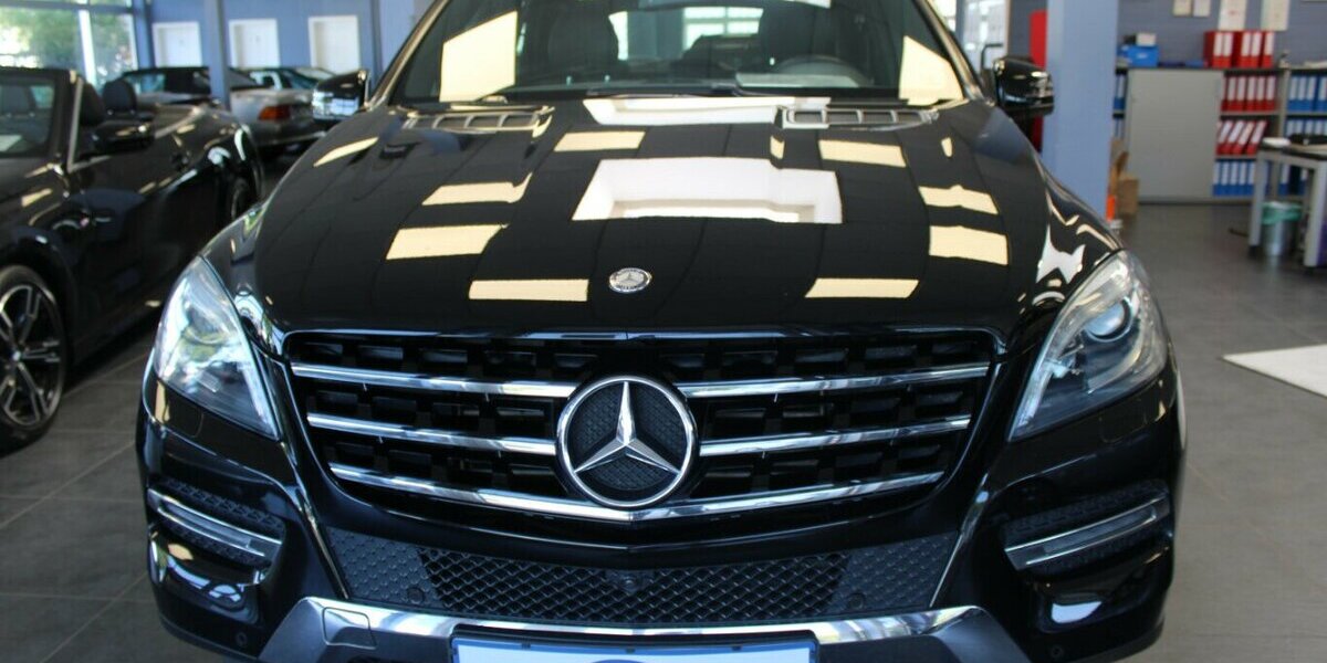 Mercedes-Benz ML 350 BlueTec 4MATIC 7G-TRONIC 130.815 km 19.980 &euro; Euskirchen 53881