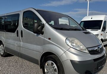 Opel Vivaro 177.000 km 8.488 &euro; Rheinbach 53359