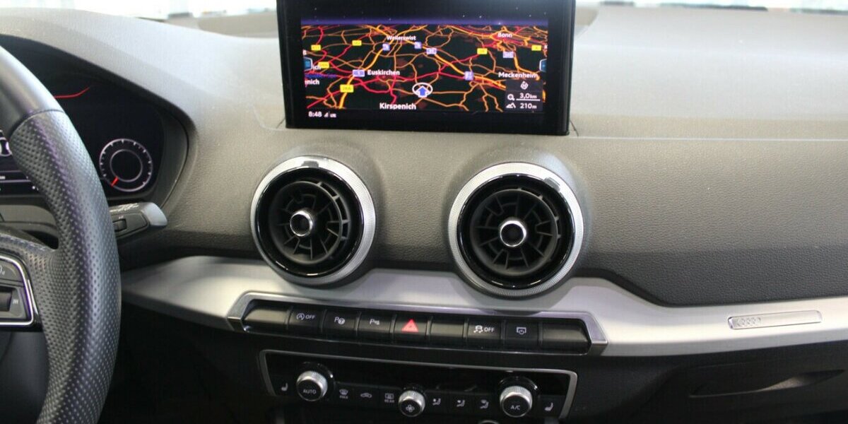 Audi Q2 35 TDI S tronic S Line 120.816 km 21.980 &euro; Euskirchen 53881