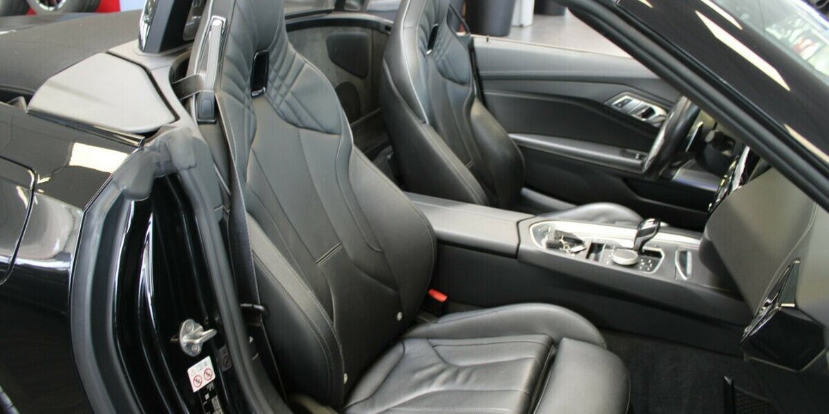 BMW Z4 M40i Aut. - Leder - Head-Up 78.110 km 39.980 &euro; Euskirchen 53881