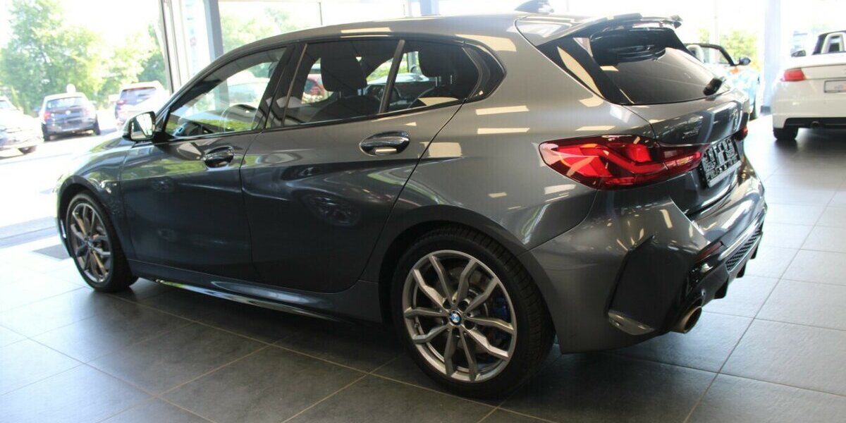 BMW M135 M135i xDrive - Leder - Navi - LED - 77.220 km 27.980 &euro; Euskirchen 53881