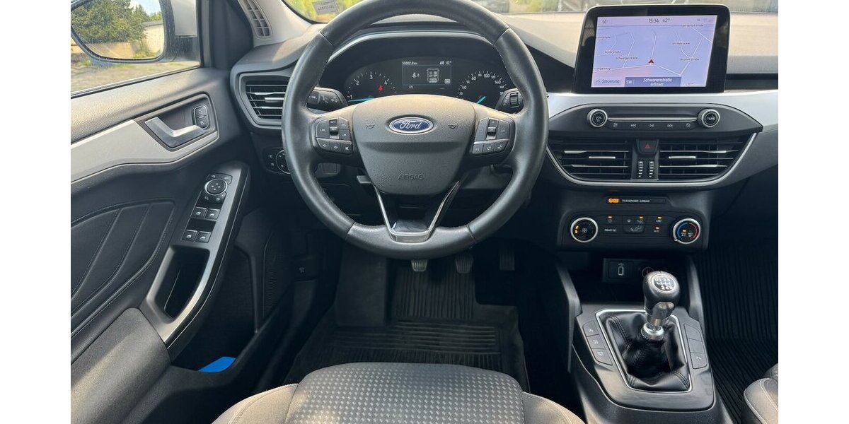 Ford Focus Navi Temp Sth Spurh CarPlay 5xServ GARANTIE 30.000 km 14.900 &euro; Erftstadt 50374