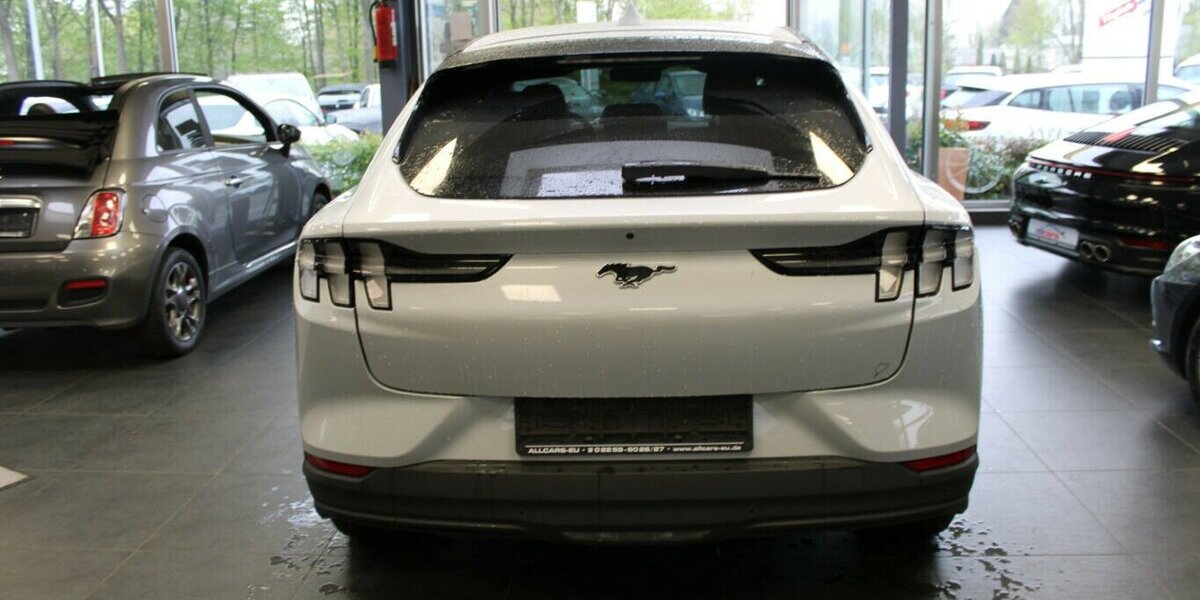 Ford Mustang Mach-E 55.700 km 24.980 &euro; Euskirchen 53881