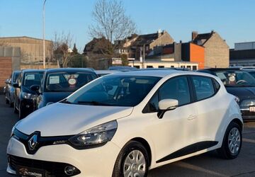 Renault Clio 133.277 km 4.999 &euro; Düren 52349