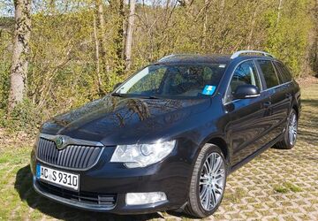 Skoda Superb 238.985 km 9.450 &euro; Kreuzau 52372