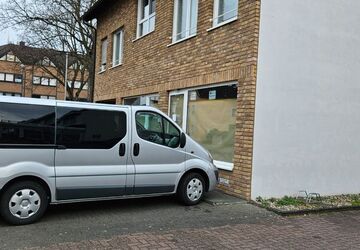 Opel Vivaro 330.333 km 5.800 &euro; Niederkassel 53859