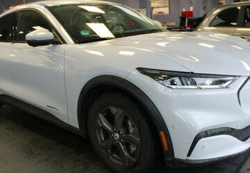 Ford Mustang Mach-E 55.700 km 24.980 &euro; Euskirchen 53881