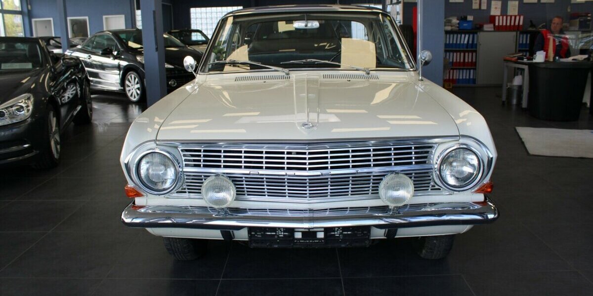 Opel Rekord Olympia - OLDTIMER- 95.861 km 9.980 &euro; Euskirchen 53881
