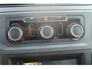 VW Caddy 2,0 Tdi 5-Sitzer 1.Hand NAVI Scheckheft gepf 296.000 km 7.940 &euro; Bonn 53225