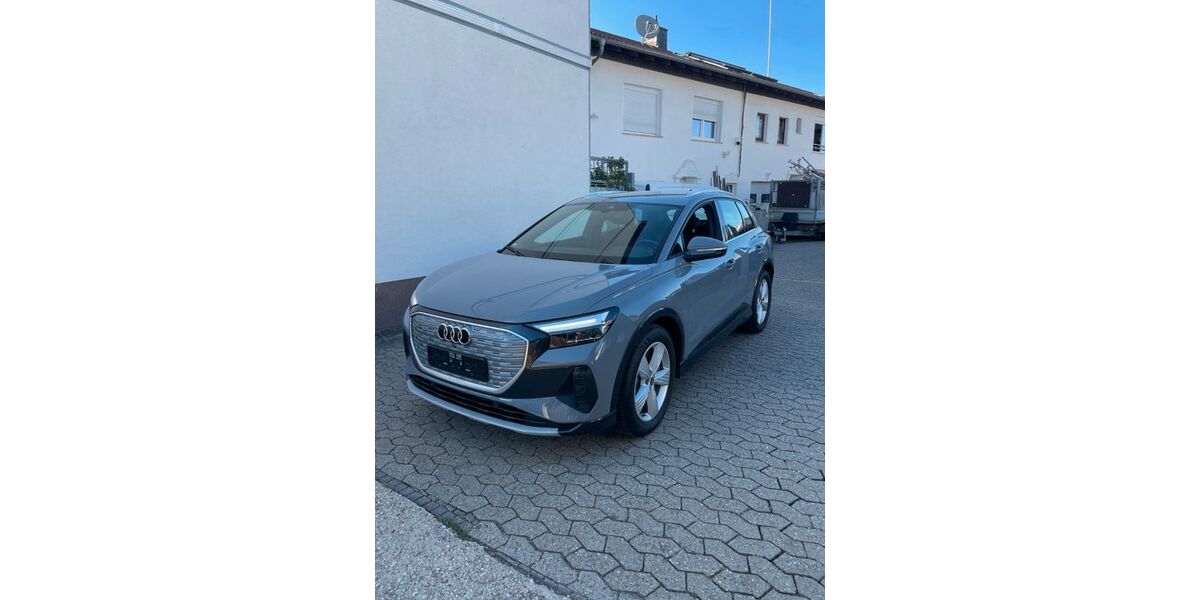 Audi Q4 106.500 km 25.900 &euro; Meckenheim 53340