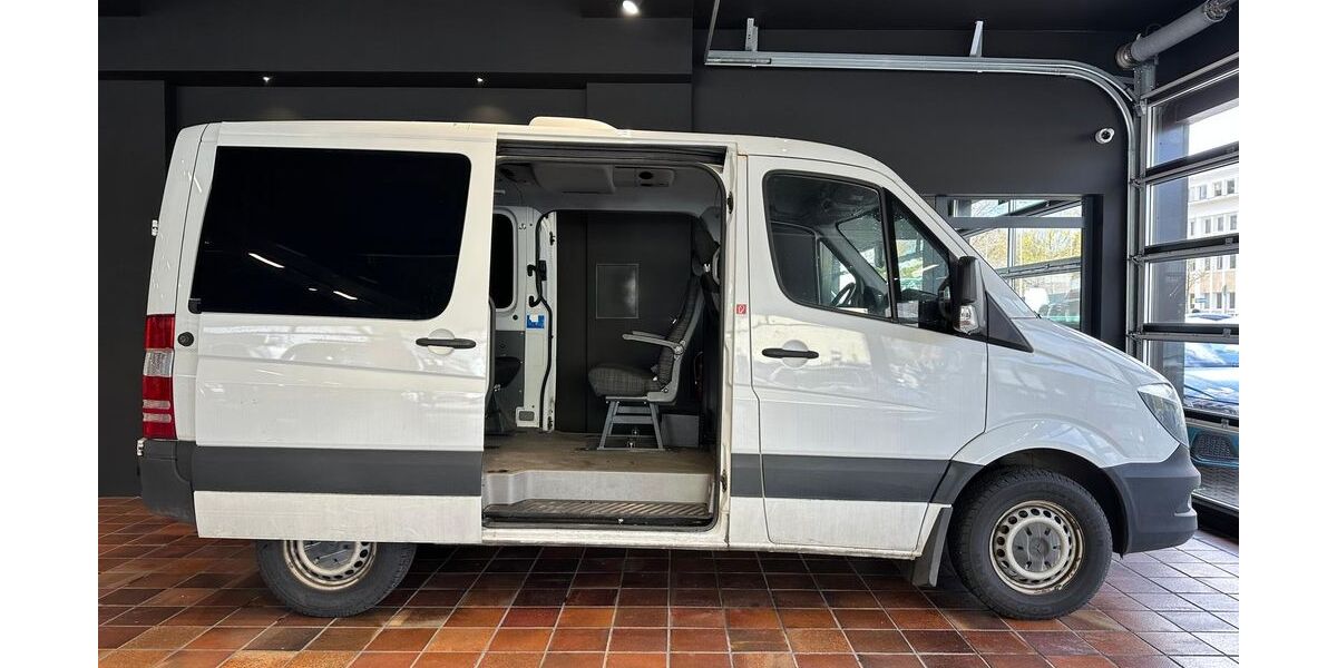 Mercedes-Benz Sprinter 199.185 km 19.950 &euro; Bonn 53177