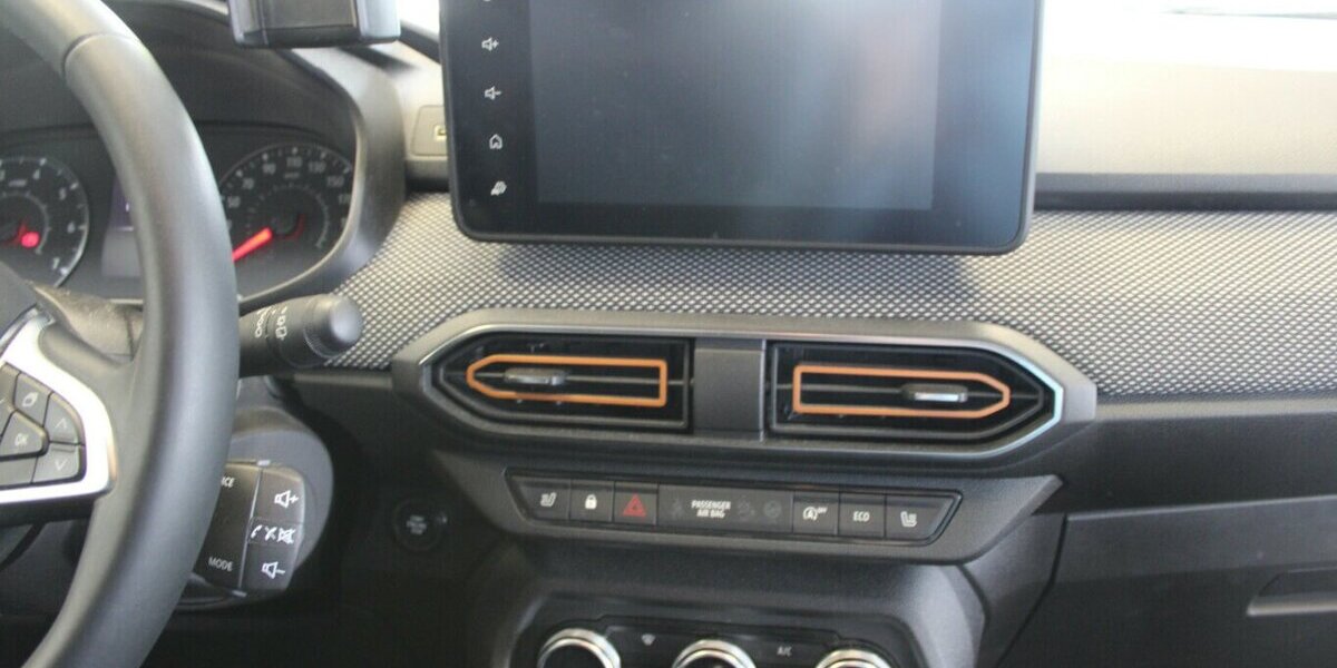 Dacia Sandero Stepway TCe 90 CVT Comfort 84.345 km 12.980 &euro; Euskirchen 53881