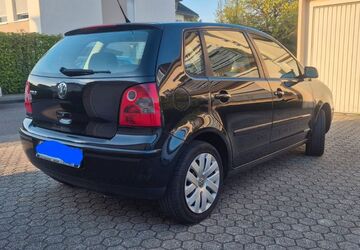 VW Polo 101.500 km 2.800 &euro; Niederkassel 53859