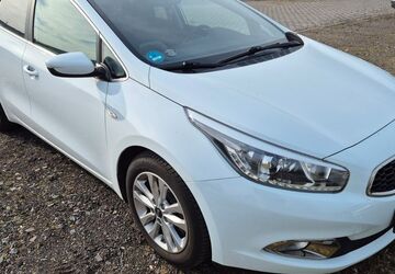 Kia ceed / Ceed 167.000 km 7.600 &euro; Niederkassel 53859