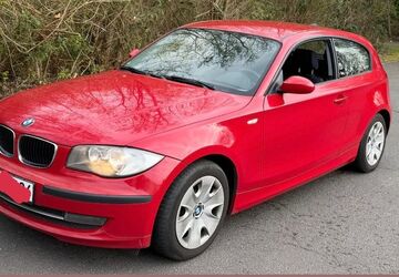 BMW 118 233.000 km 2.490 &euro; Bonn 53227