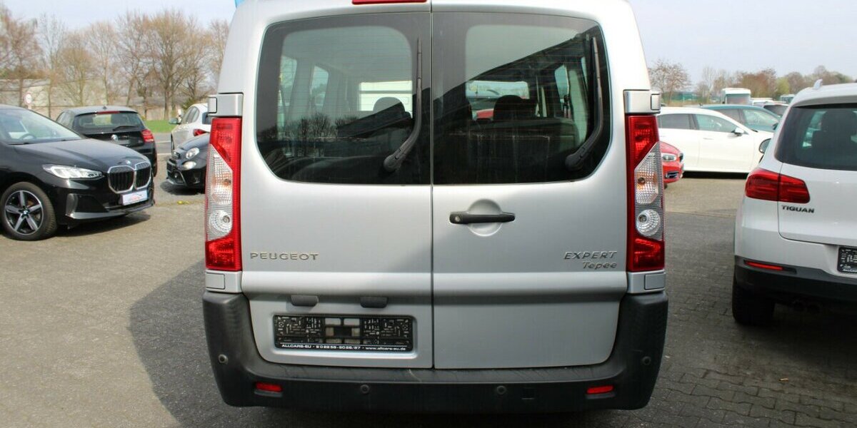 Peugeot Expert Tepee Access Hdi 125 - 9-Sitzer - 155.708 km 12.980 &euro; Euskirchen 53881
