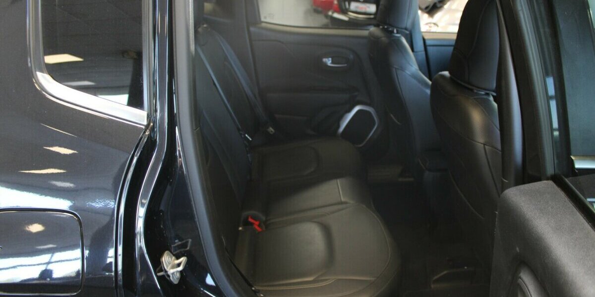 Jeep Renegade 1.4 MultiAir Limited 130.234 km 7.980 &euro; Euskirchen 53881