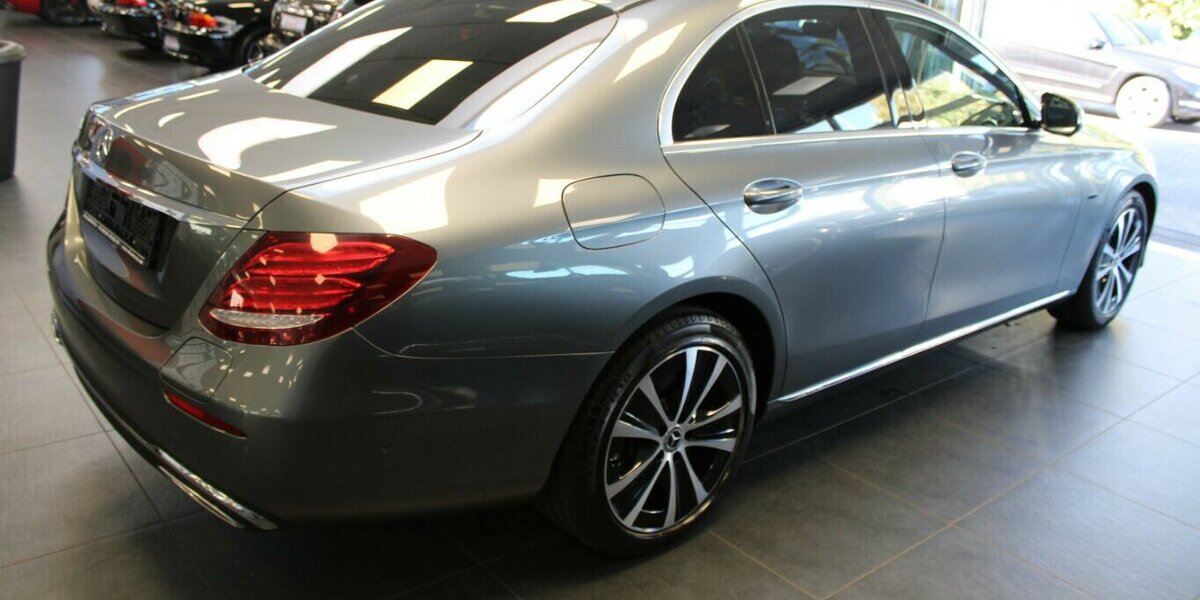 Mercedes-Benz E 300 e 9G-TRONIC Avantgarde 86.739 km 26.480 &euro; Euskirchen 53881