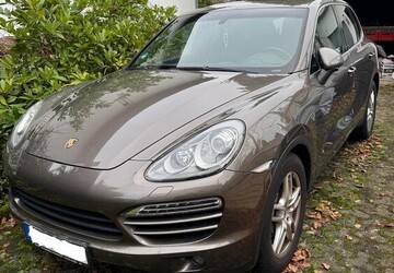 Porsche Cayenne 199.000 km 26.600 &euro; Bonn 53111