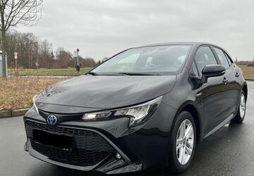 Toyota Corolla 89.800 km 17.970 &euro; Bonn 53119