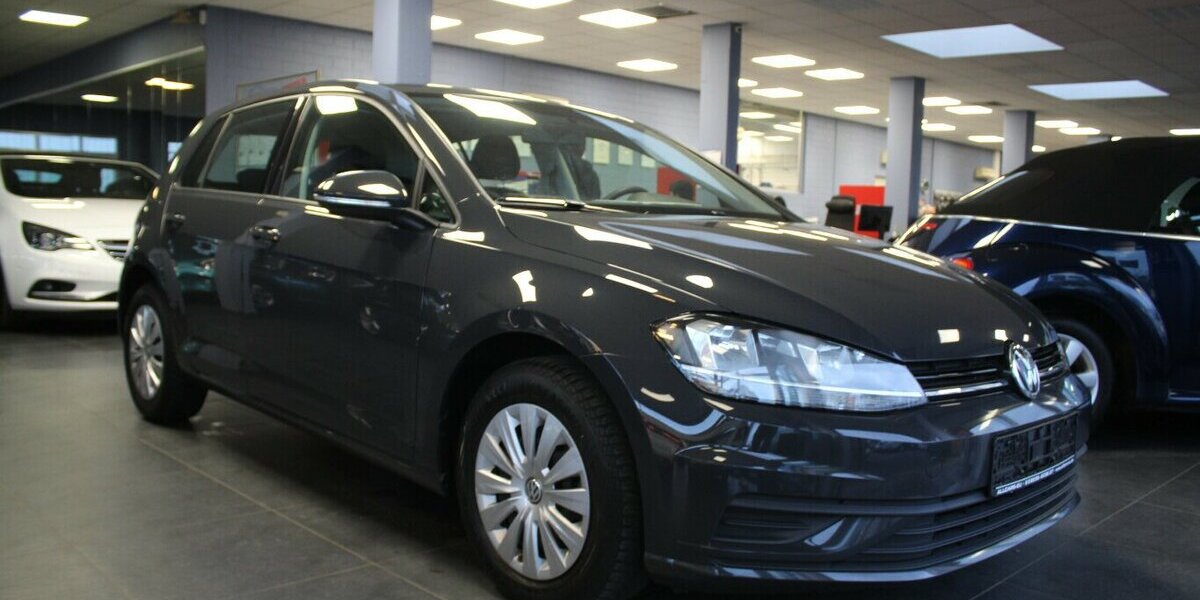 VW Golf 1.0 TSI OPF Trendline 76.316 km 11.480 &euro; Euskirchen 53881